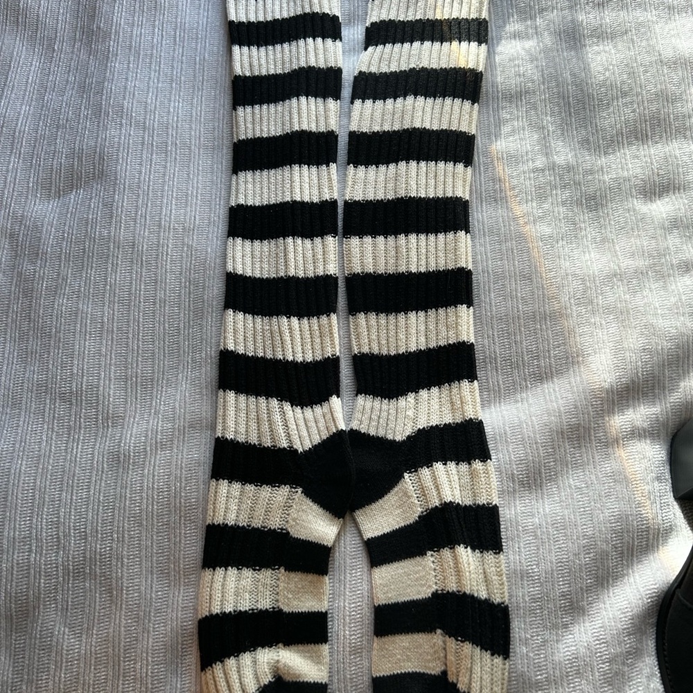 Striped Black and White Men’s Knee-High Socks